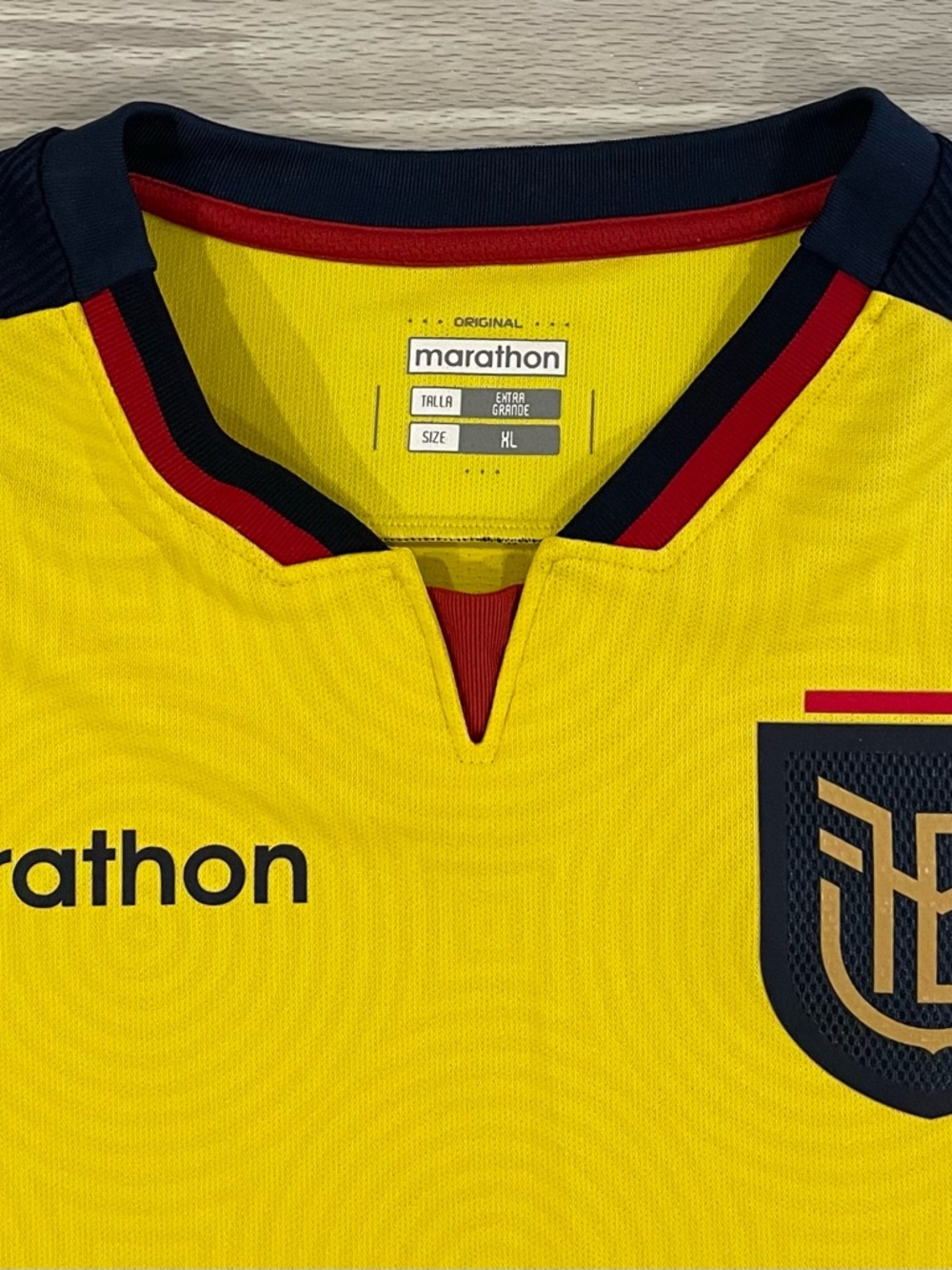 Marathon 2022/23 Ecuador World Cup Soccer Jersey Authentic Men’s Size XL - Picture 2 of 6